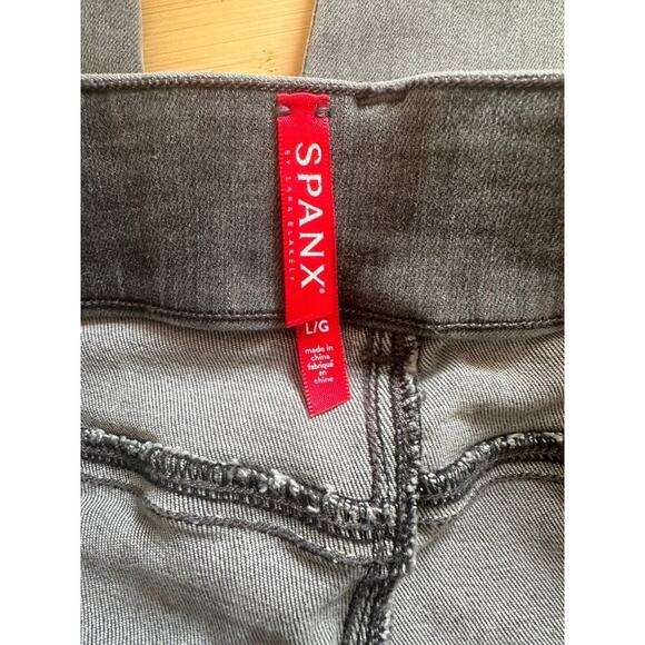 SPANX DISTRESSED ANKLE SKINNY JEANS LEGGINGS 20213R VINTAGE GREY SIZE Large - Picture 5 of 6